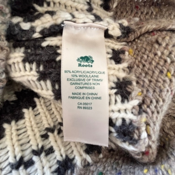 Roots shawl collar acrylic wool blend Cowichan sweater size small - Picture 12 of 15